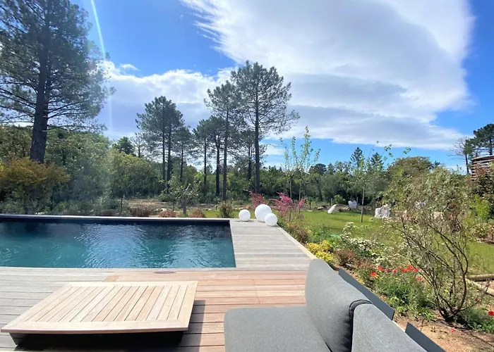 Villa Ribba Di San Gavino Gialla